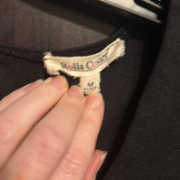 Sexy fitted woman’s black dress - Picture 3 of 4